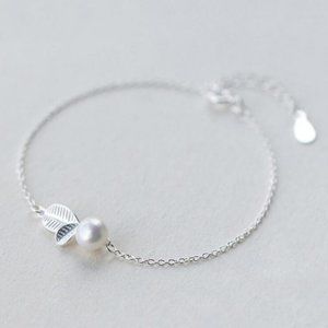 *NEW 925 Sterling Silver Pearl Leaf Bracelet